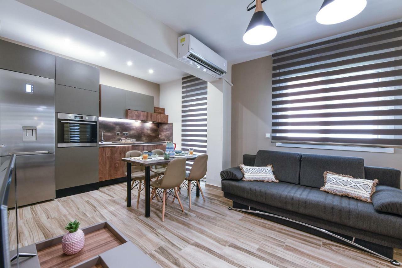 Adell Luxury Apartments Kavala Bagian luar foto