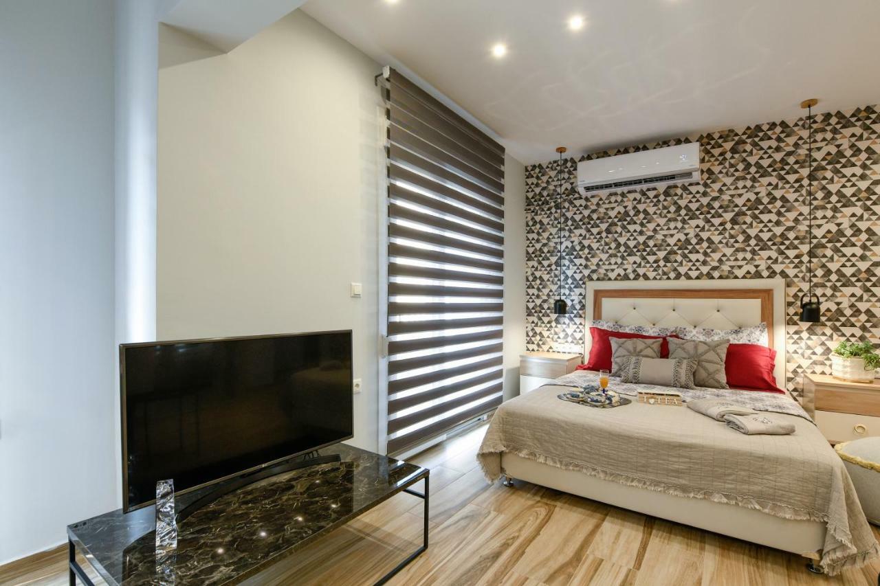 Adell Luxury Apartments Kavala Bagian luar foto